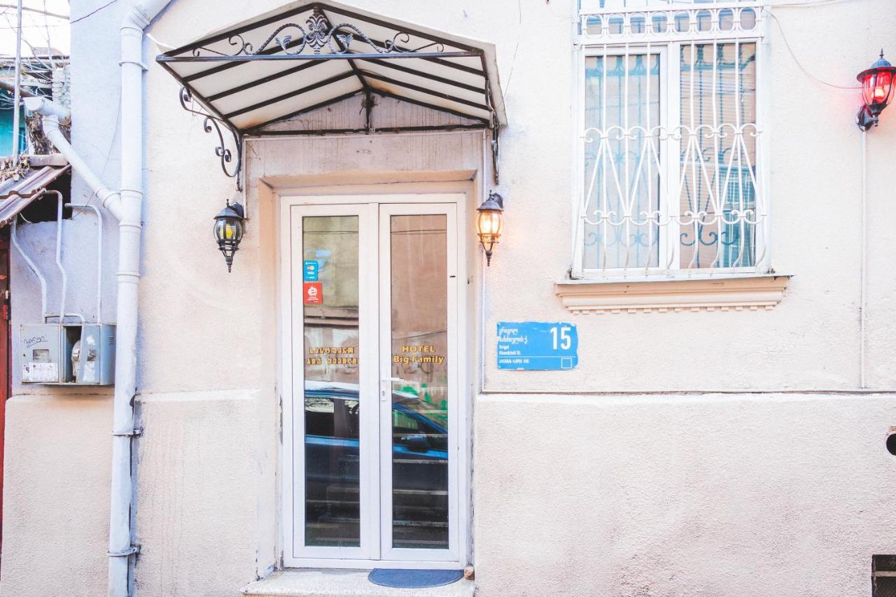 Guest House Big Family Tbilisi Exterior foto